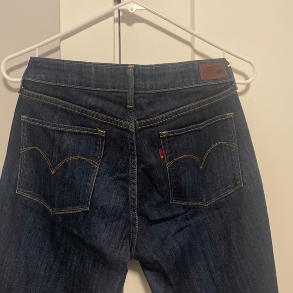 Levi’s Demi curve dark wash women’s jeans - Picture 2 of 7